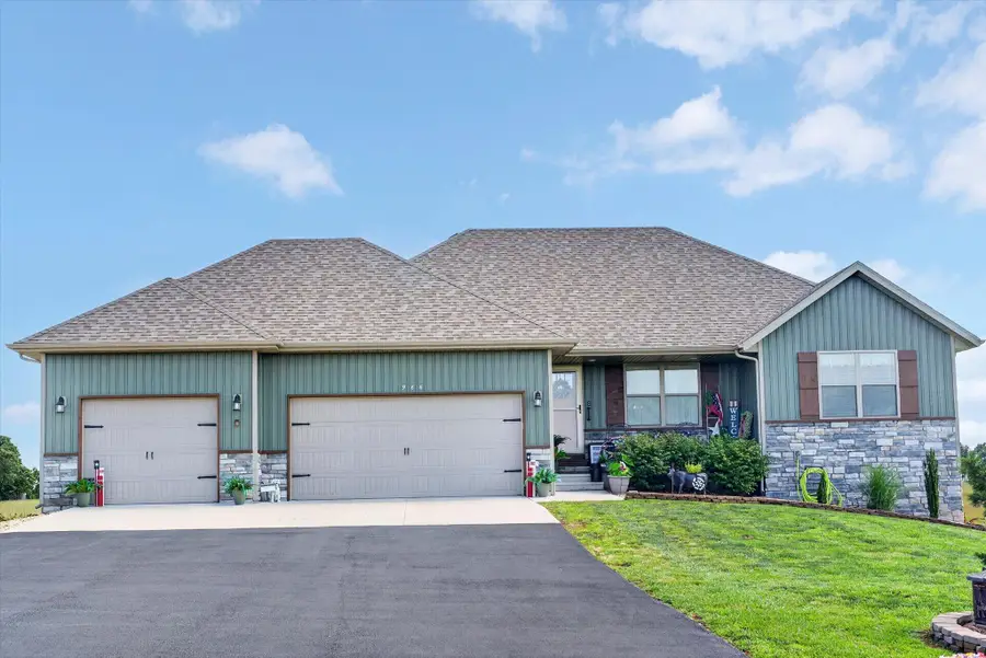 966 Division Street, Sparta, MO 65753 - #2