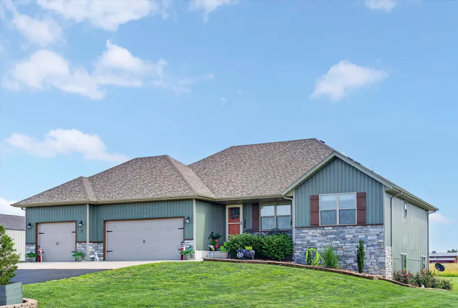 966 Division Street, Sparta, MO 65753 - #3