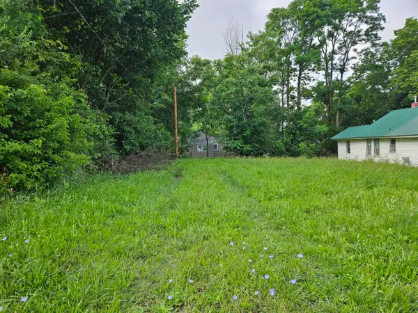 401 E Webster Avenue, Ava, MO 65608