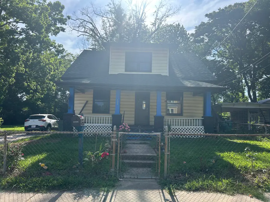 429 S Broadway Avenue, Springfield, MO 65806 - #2
