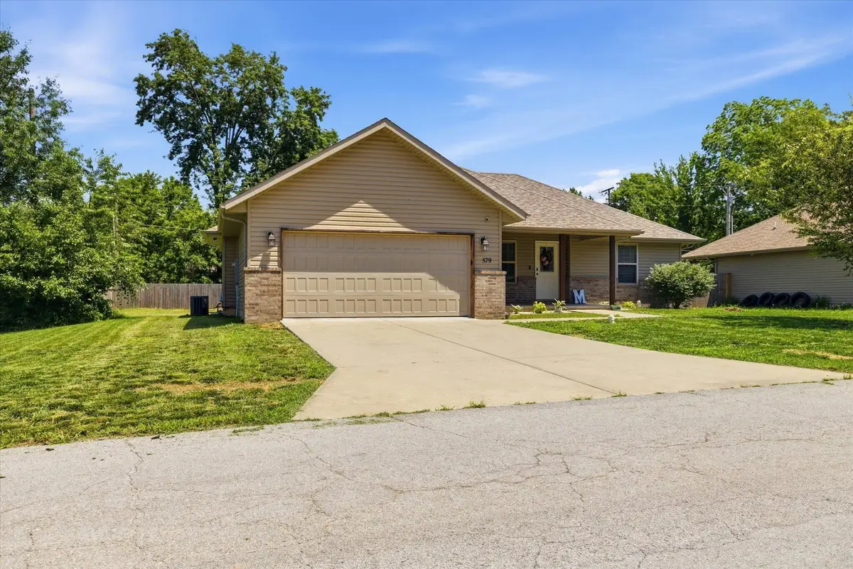 579 S Forest Lane, Republic, MO 65738 - #1