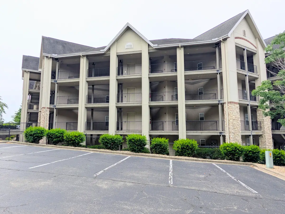 330 S Wildwood Drive #7, Branson, MO 65616 - #1