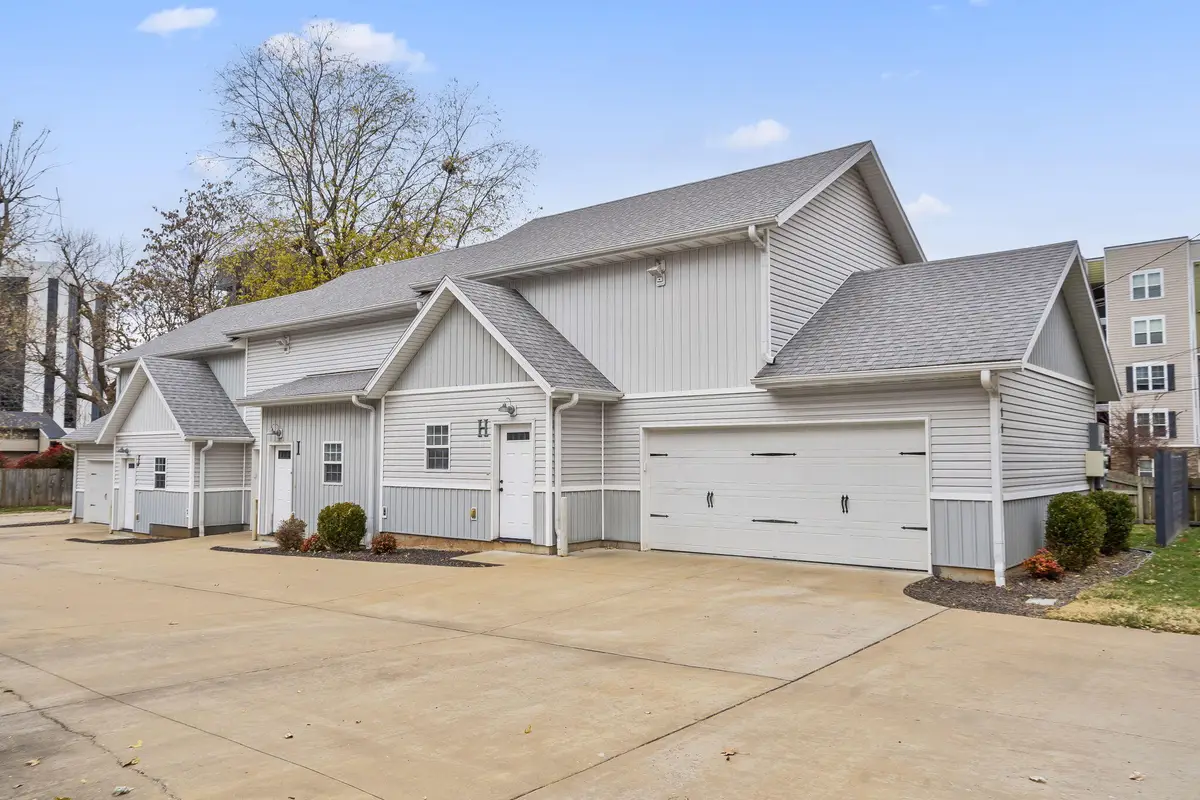 311 S Hampton Avenue, Springfield, MO 65806 - #1