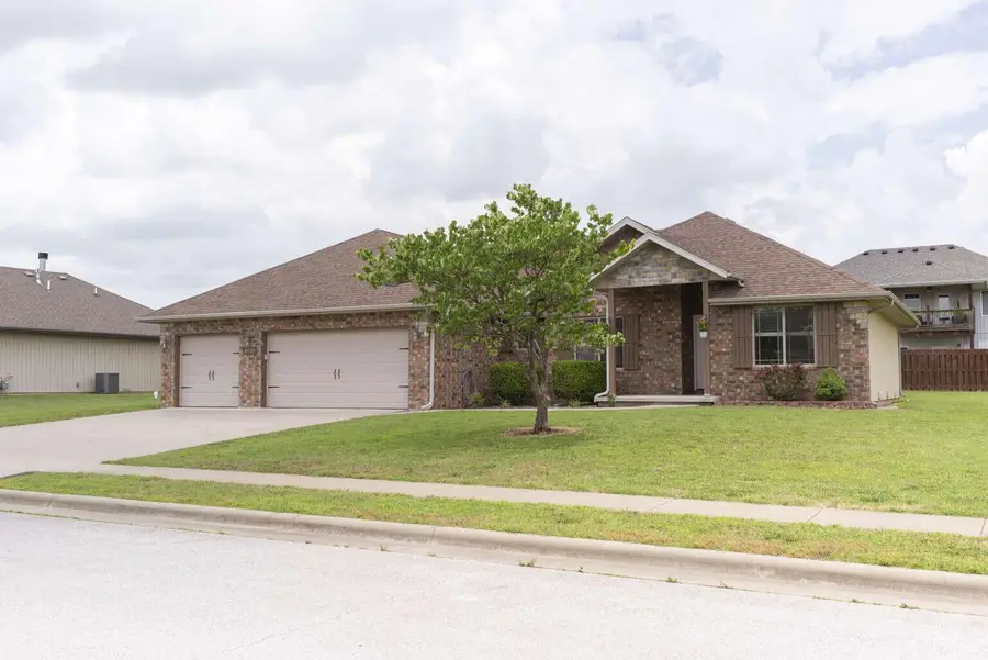 4537 Somerset Drive, Battlefield, MO 65619 - #2