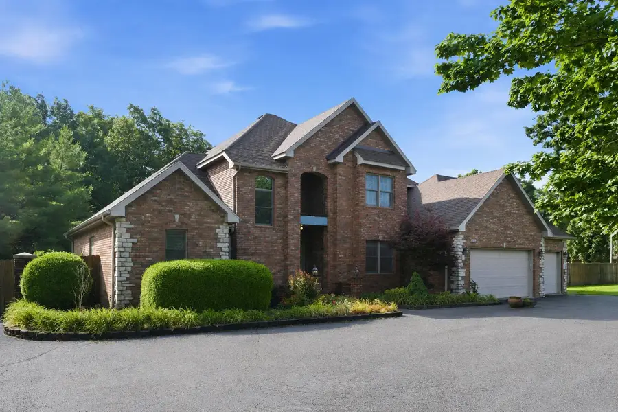 4190 N Castle Oaks Boulevard, Strafford, MO 65757 - #2