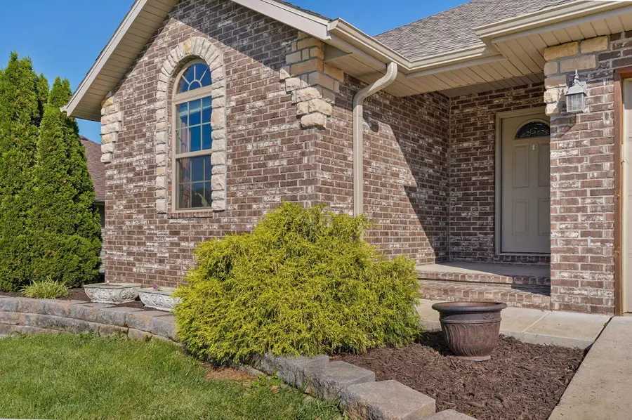 4530 W Greenridge Street, Springfield, MO 65807 - #3
