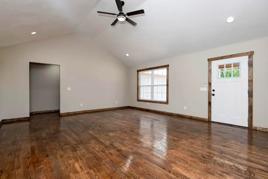 405 Olive Street, Seymour, MO 65746 - #2