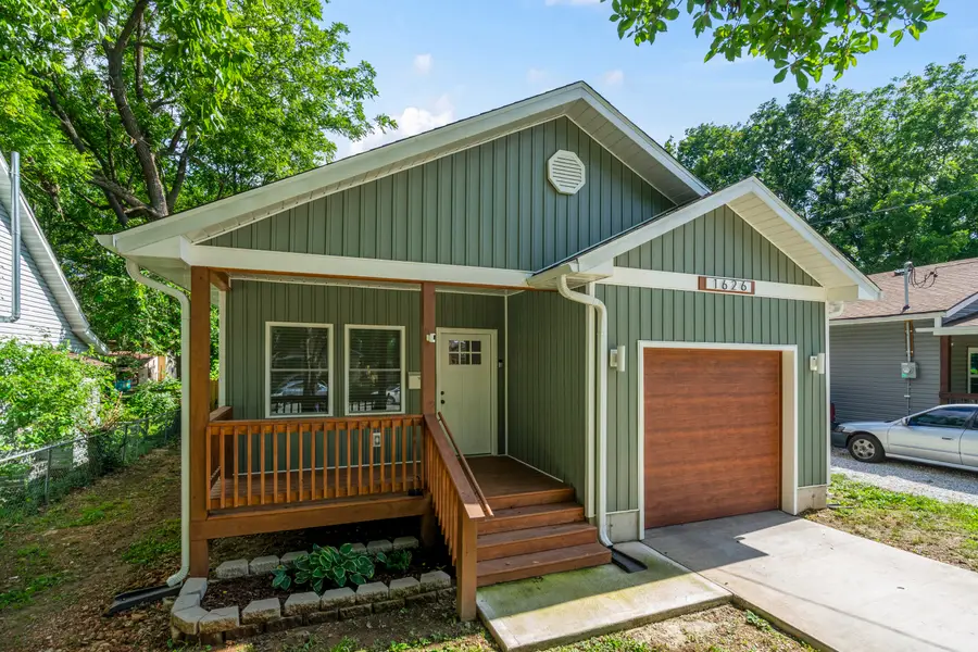 1626 W Lee Street, Springfield, MO 65803 - #3