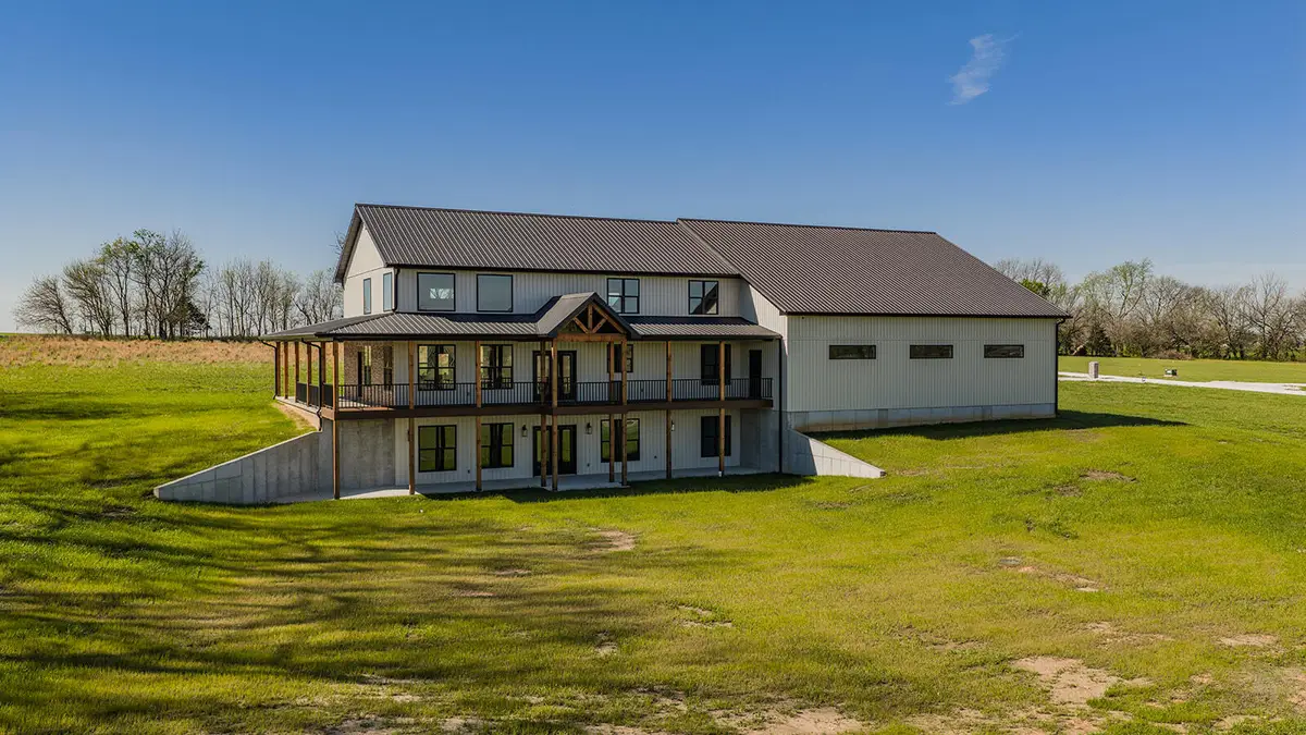 4412 S 86th Road, Bolivar, MO 65613 - #1