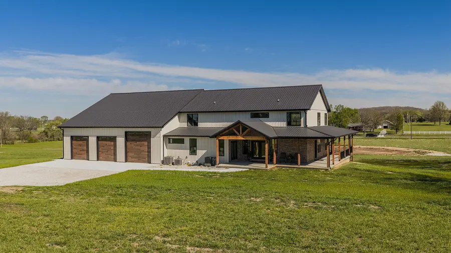 4412 S 86th Road, Bolivar, MO 65613 - #2