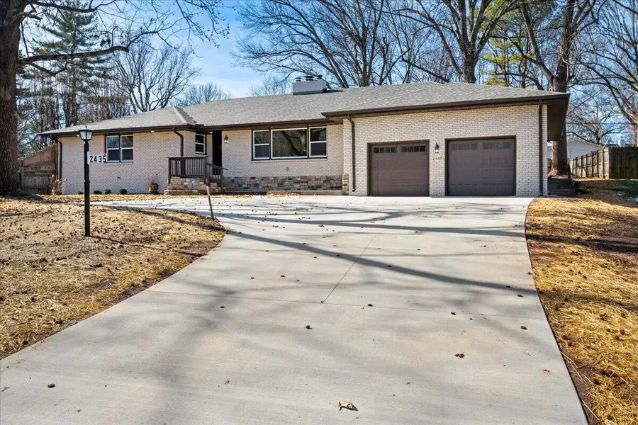 2435 S Brentwood, Springfield, MO 65804 - #2