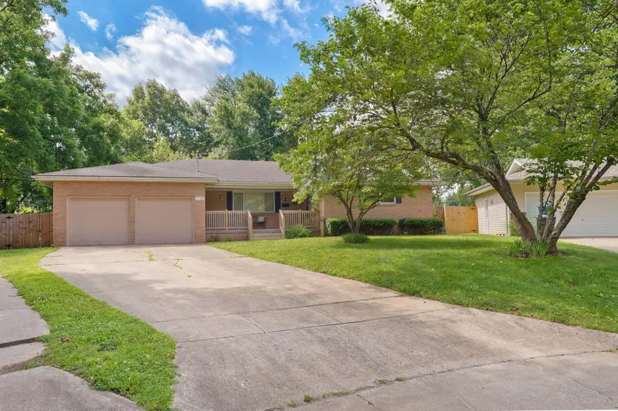 2736 E Madison Street, Springfield, MO 65802 - #2
