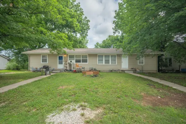 1107-1109 Grove Street, Carthage, MO 64836