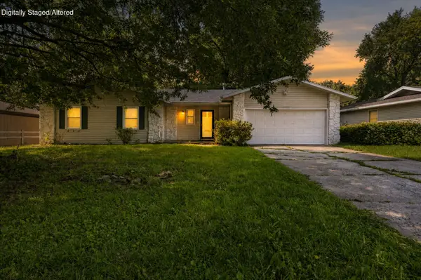3012 W Countryside Drive, Springfield, MO 65807