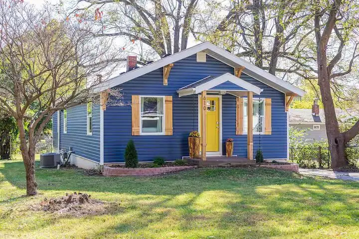 610 E Cozy Street, Springfield, MO 65807 - #2