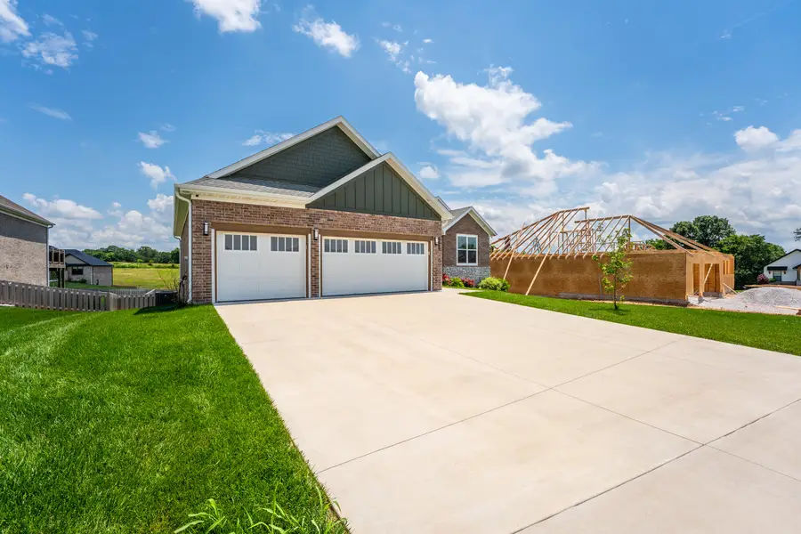 5984 S Applewood Avenue, Springfield, MO 65810 - #3
