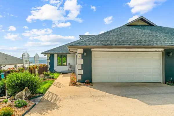201 Point Seven Road #8, Kimberling City, MO 65686
