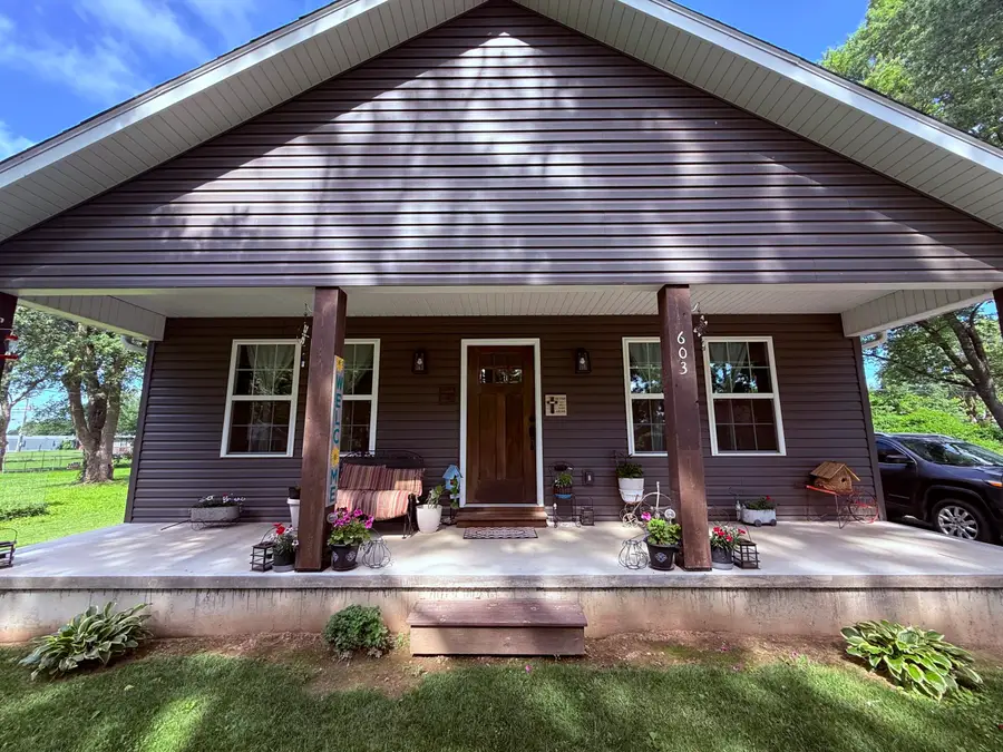 603 S High Street, Mountain Grove, MO 65711 - #2