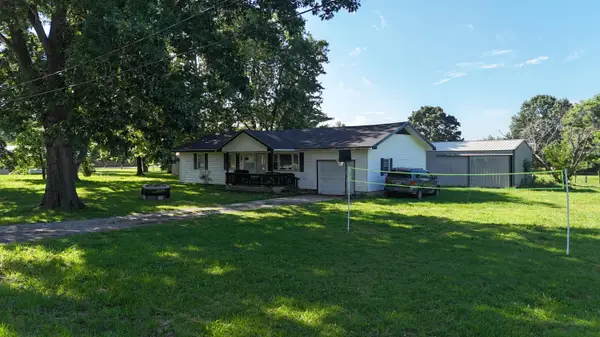 506 E Van Every Street, Seymour, MO 65746