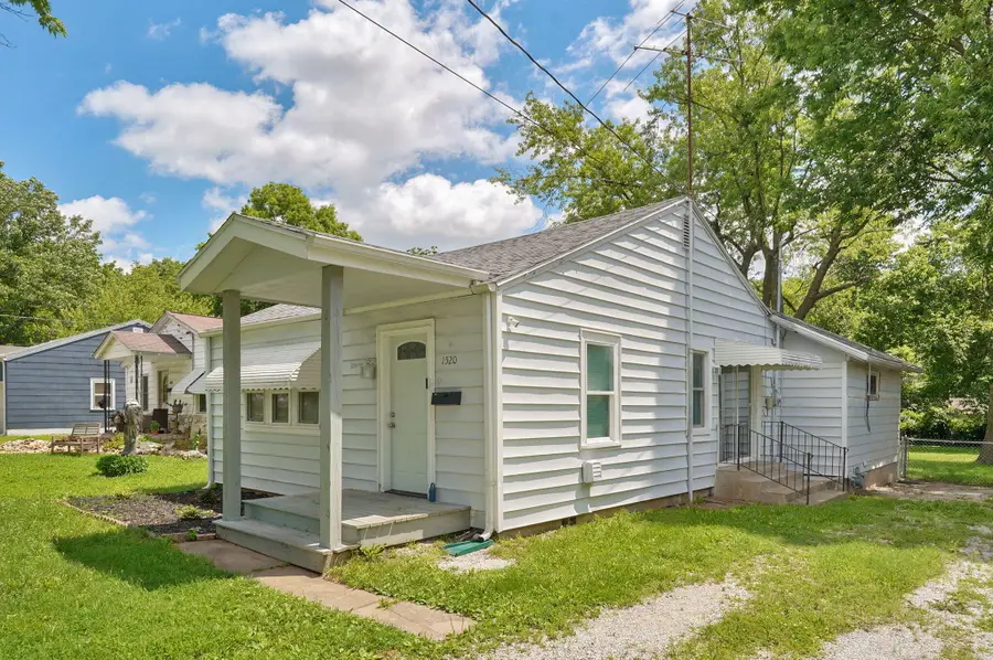 1520 N Rogers Avenue, Springfield, MO 65803 - #3
