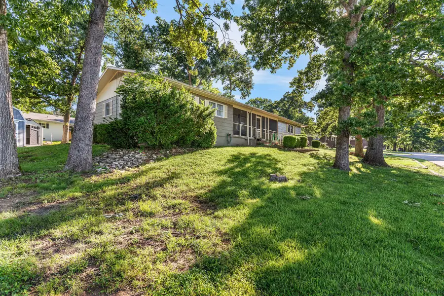 132 Pierson Avenue, Forsyth, MO 65653 - #3