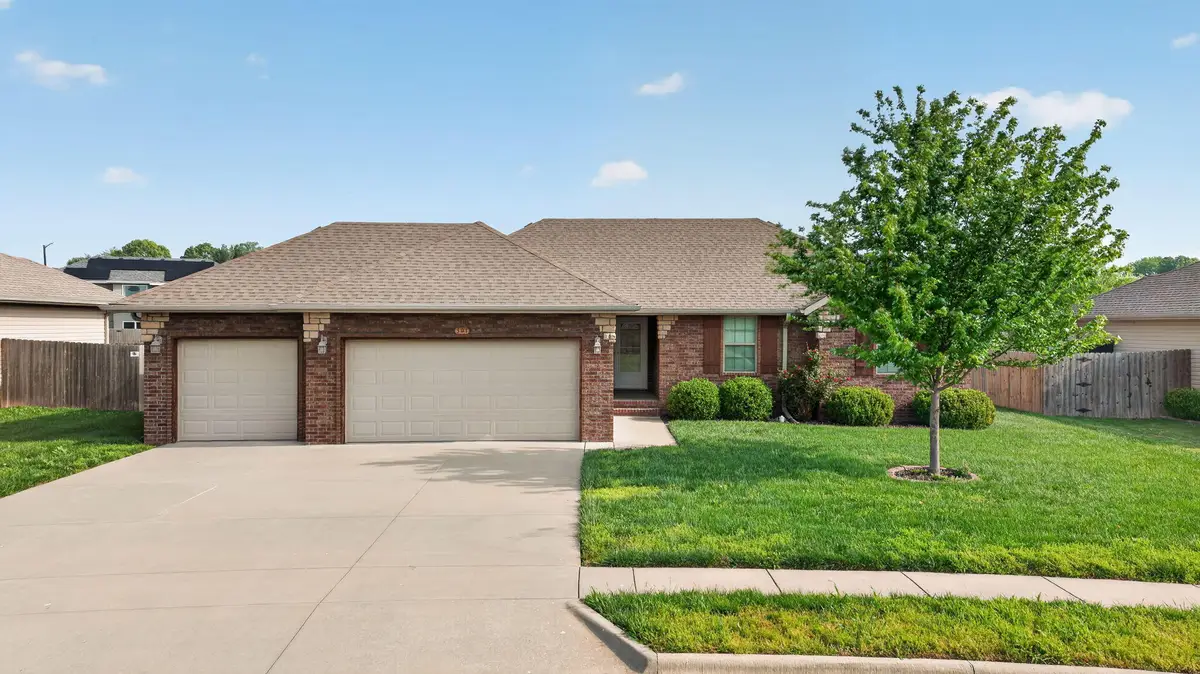 301 W Corsica Street, Republic, MO 65738 - #1