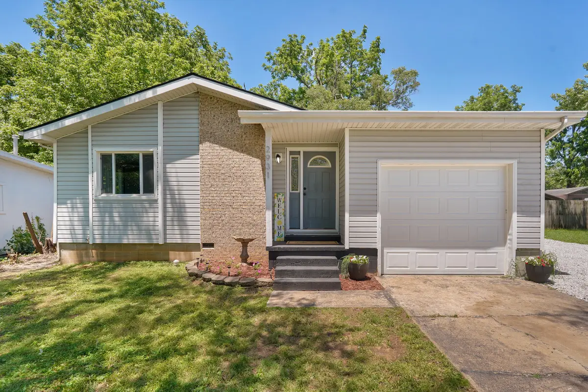 2931 W Grand Street, Springfield, MO 65802 - #1