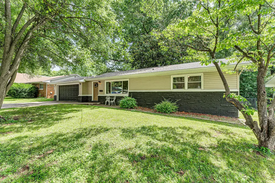 550 S Airwood Avenue, Springfield, MO 65802 - #2