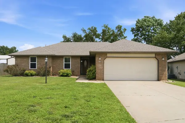 611 E Marian Court, Nixa, MO 65714