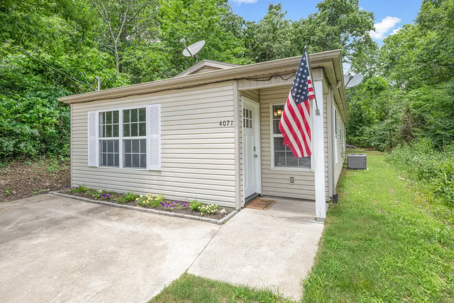 4071 Oakwood Road, Merriam Woods, MO 65740 - #2