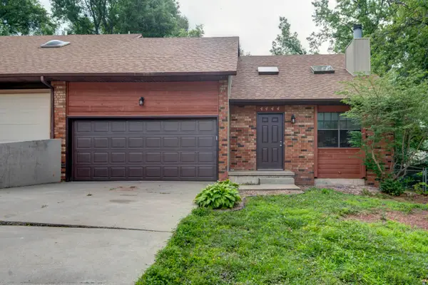 4444 S Robberson Avenue, Springfield, MO 65810