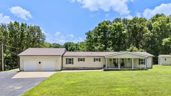 2425 Farm Road 2130, Exeter, MO 65647