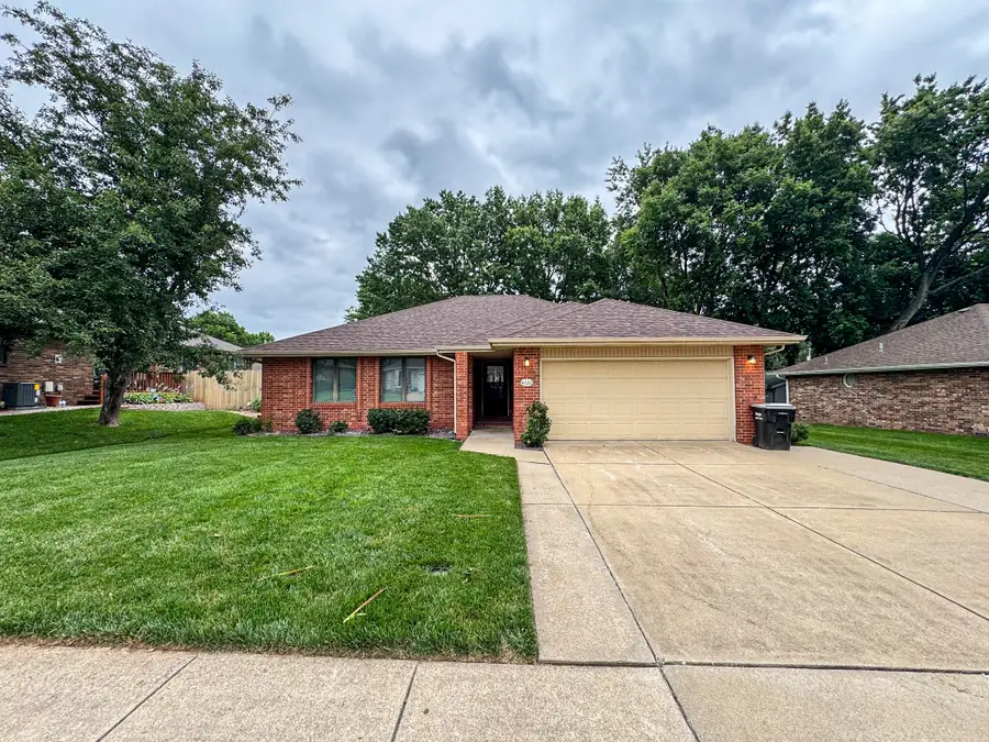 4720 S Ash Avenue, Springfield, MO 65804 - #2