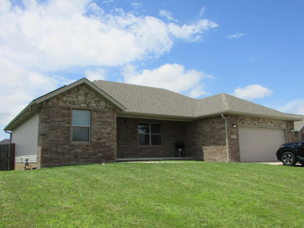 1202 Aundria Avenue, Monett, MO 65708 - #1