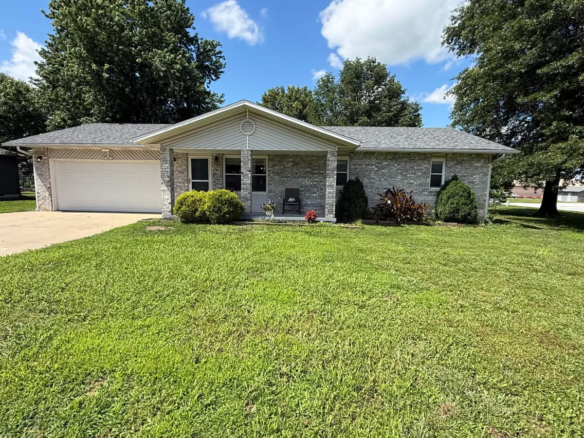 2205 W Auburn Street, Bolivar, MO 65613 - #1