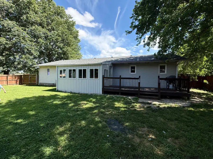 2205 W Auburn Street, Bolivar, MO 65613 - #3