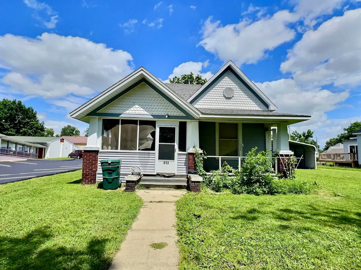 613 6th Street, Monett, MO 65708 - #1