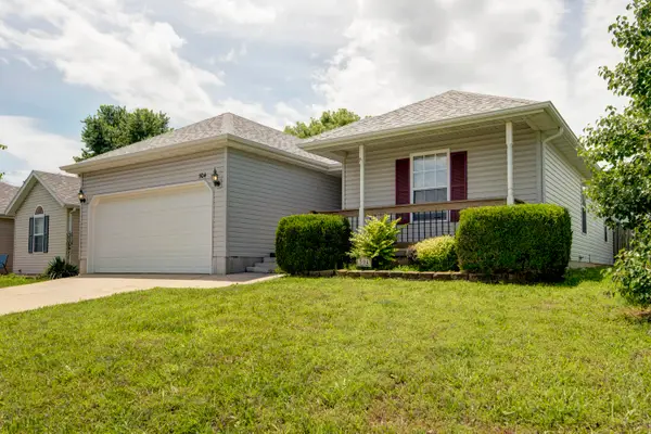 504 W Woodbine Road, Nixa, MO 65714