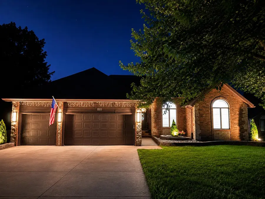 4916 S Buckingham Lane, Springfield, MO 65810 - #3