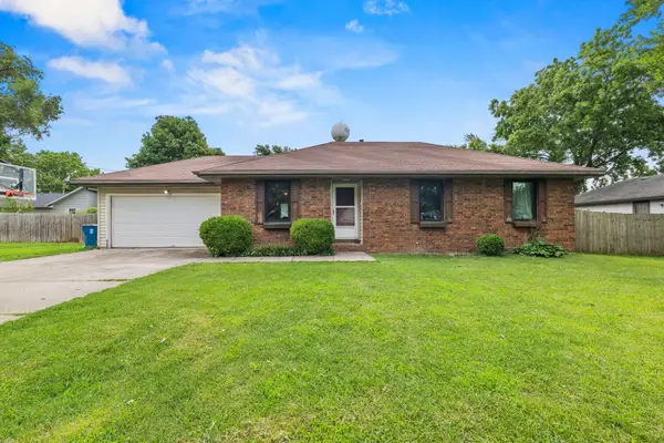 104 Maple Street, Clever, MO 65631