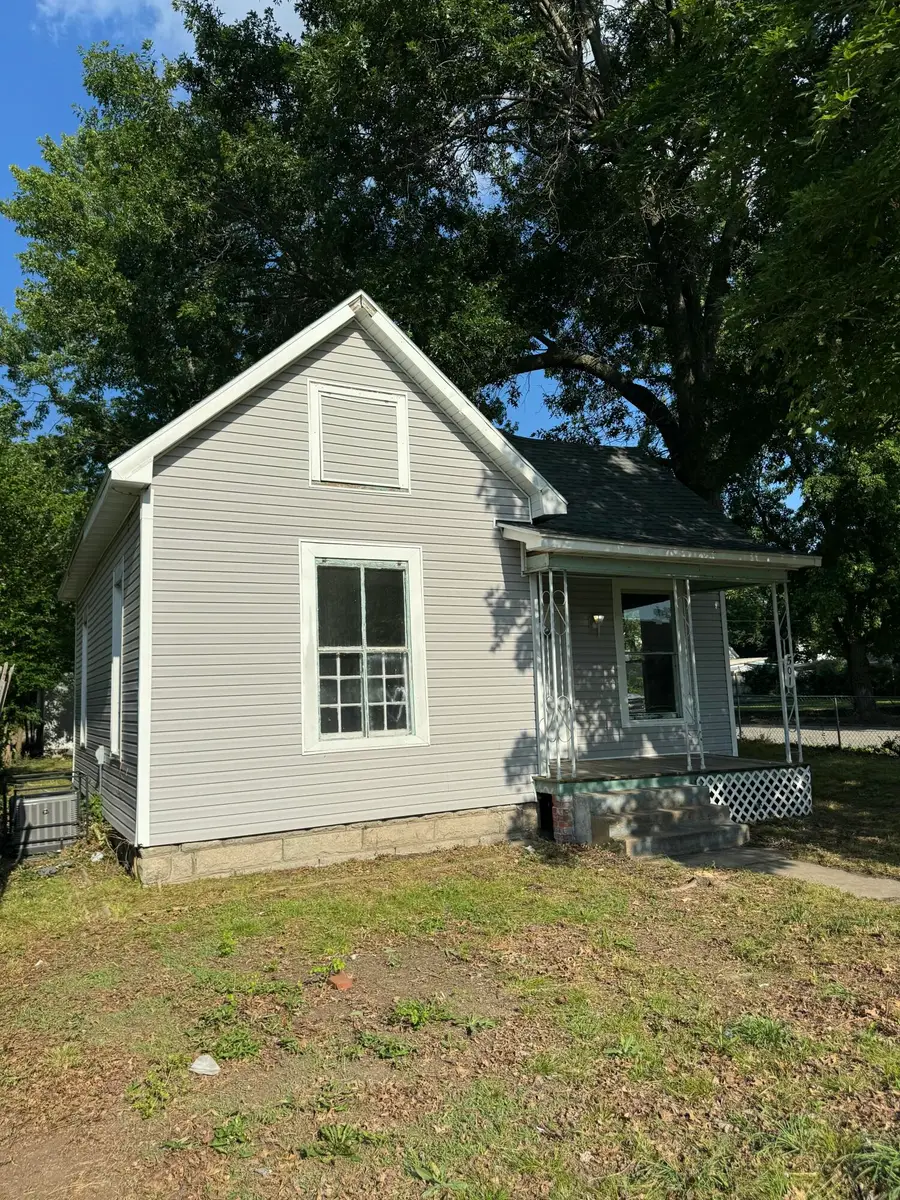 501 N Roane Street, Webb City, MO 64870 - #2