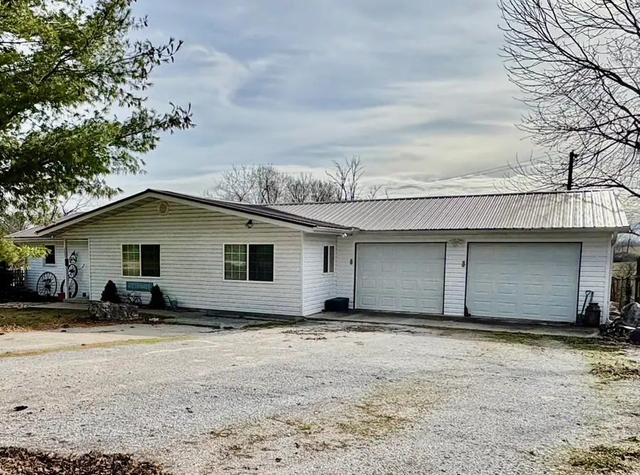 203 Wynes Circle, Greenfield, MO 65661 - #3