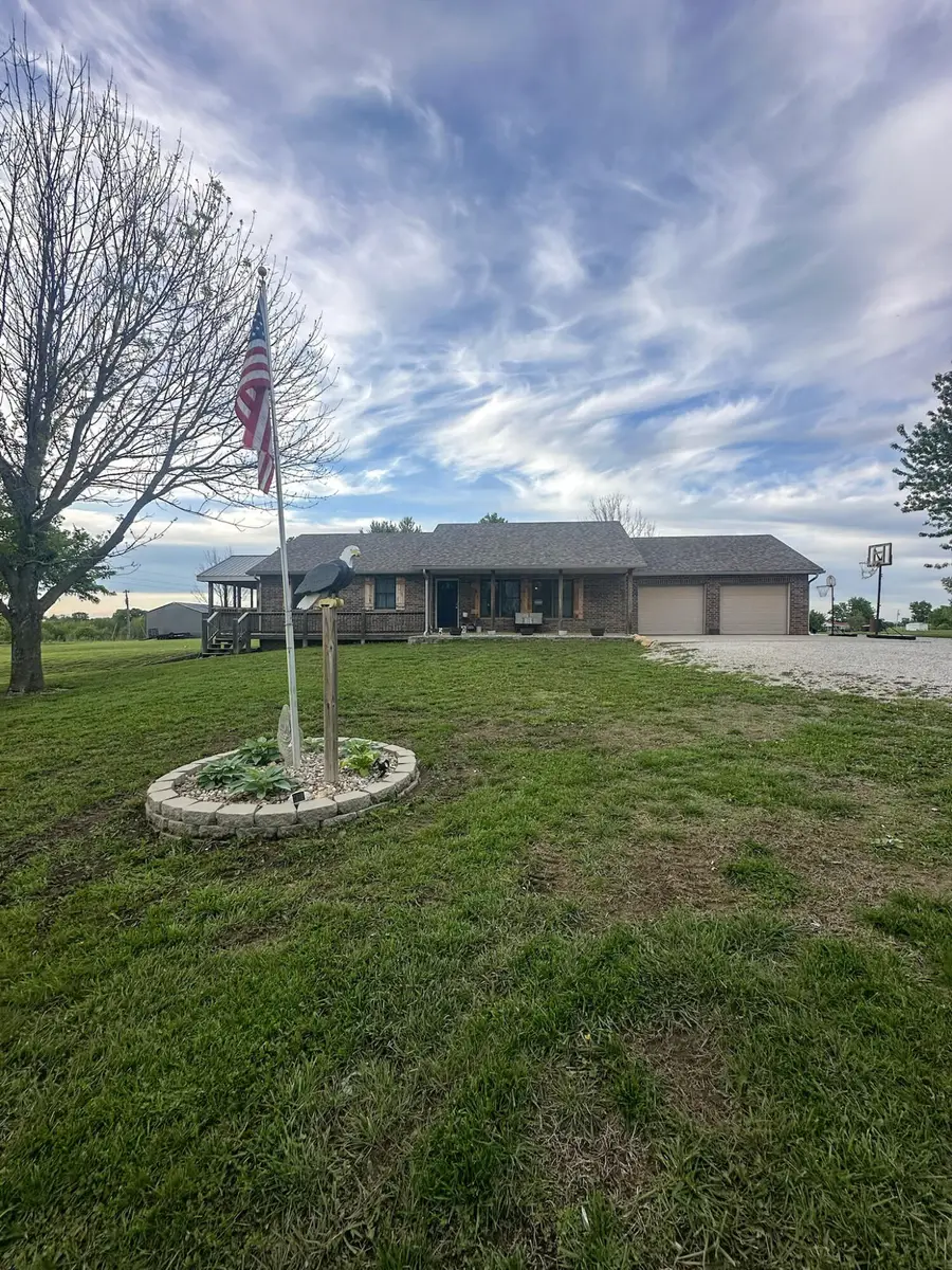 783 NW 43p Road, Clinton, MO 64735 - #2