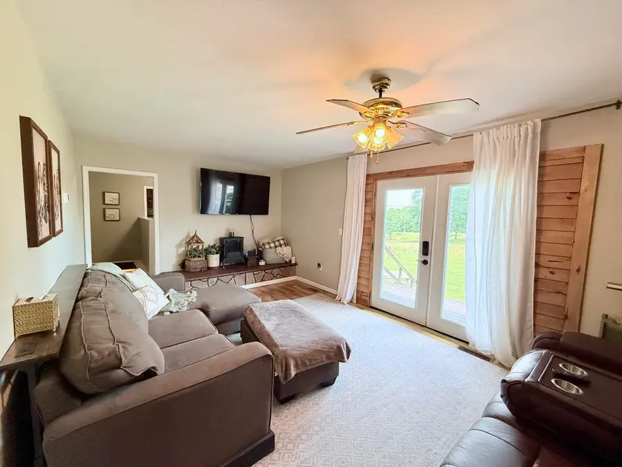 15302 Bucyrus Drive, Bucyrus, MO 65444 - #3