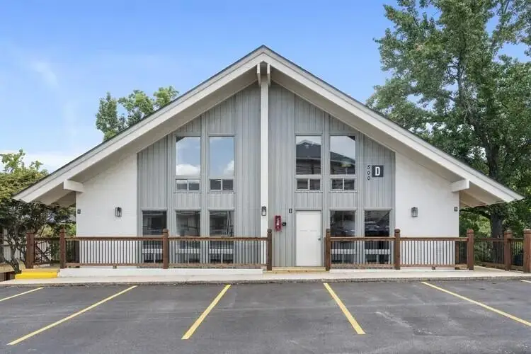 403 Veterans Boulevard #D5, Branson, MO 65616 - #2