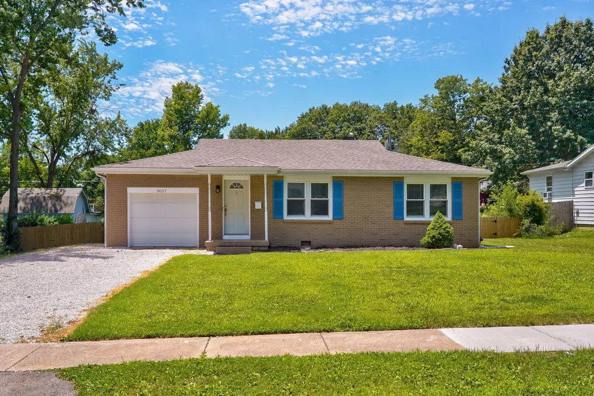 3057 S Parkview Avenue, Springfield, MO 65804 - #1