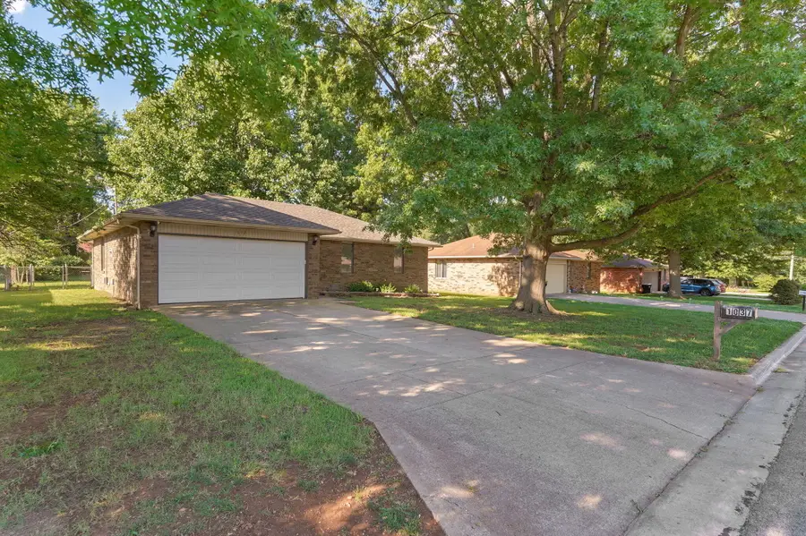 1037 W Lindberg Street, Springfield, MO 65807 - #2