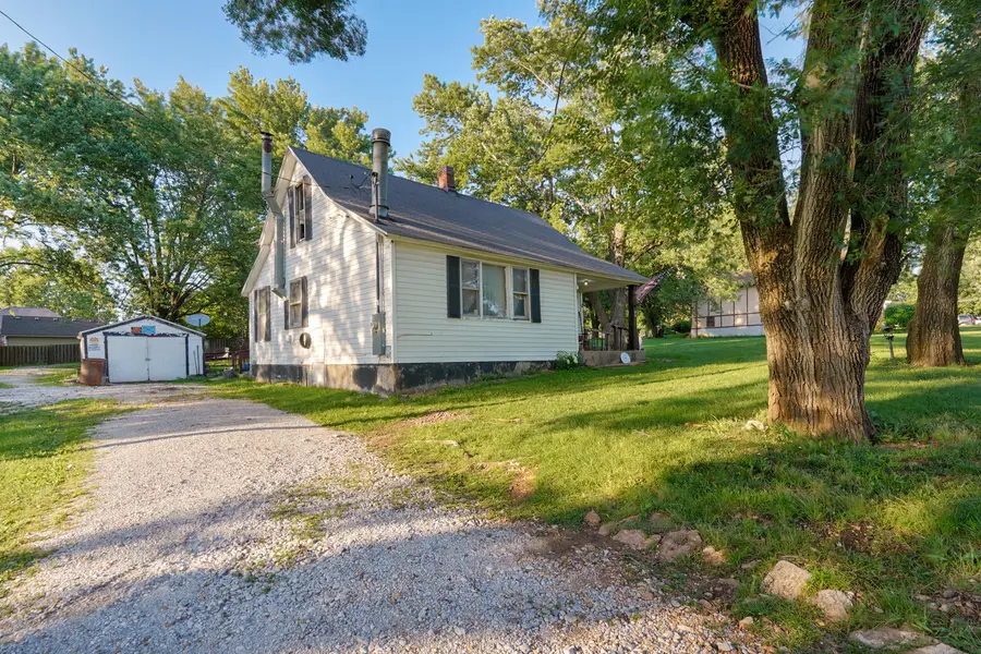 1403 E Mcclernon Street, Springfield, MO 65803 - #2