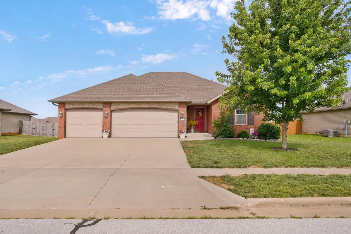 524 Patriot Place Drive, Rogersville, MO 65742 - #1