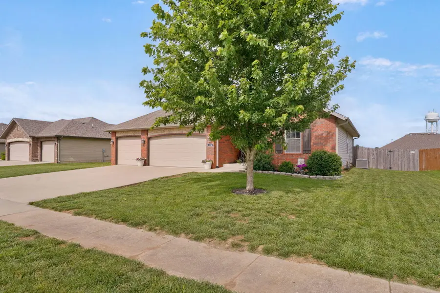 524 Patriot Place Drive, Rogersville, MO 65742 - #3